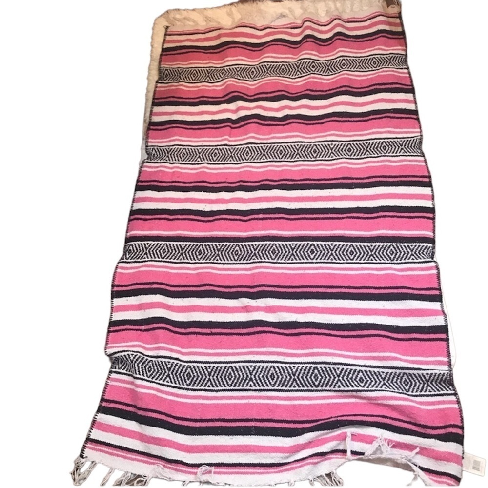 BlackCanyon Outfitters Mexican Falsa Blanket Throw Rug Pink Black 66x38